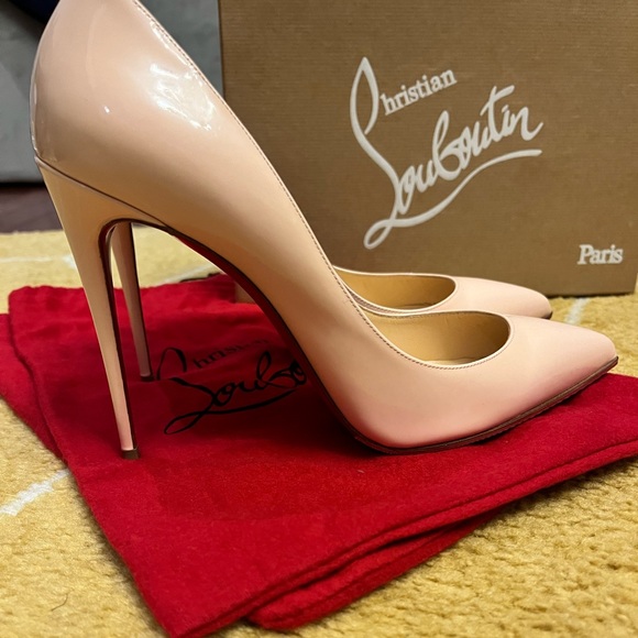 Christian Louboutin - Picture 11 of 16